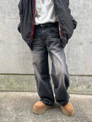 【7日以内お届け】 ウォッシュドブラックバギーデニム L2011