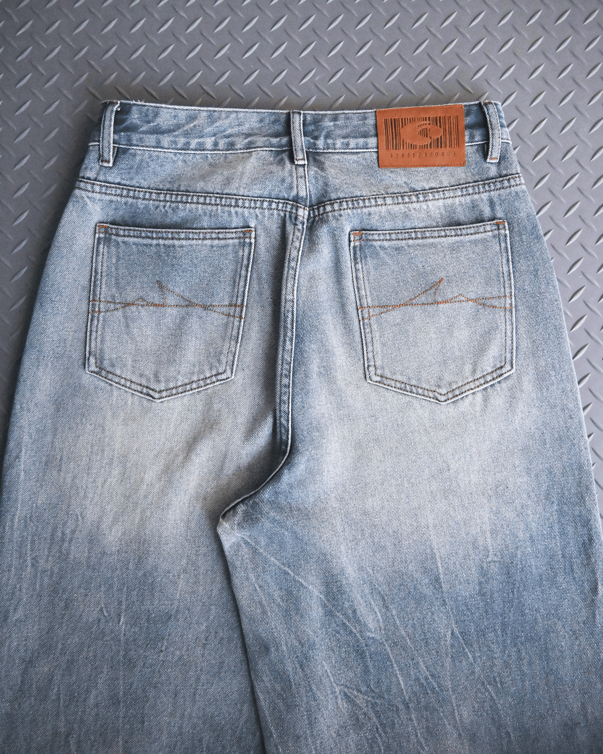 7日以内お届け】ウォッシュドクラックバギーデニム L2085