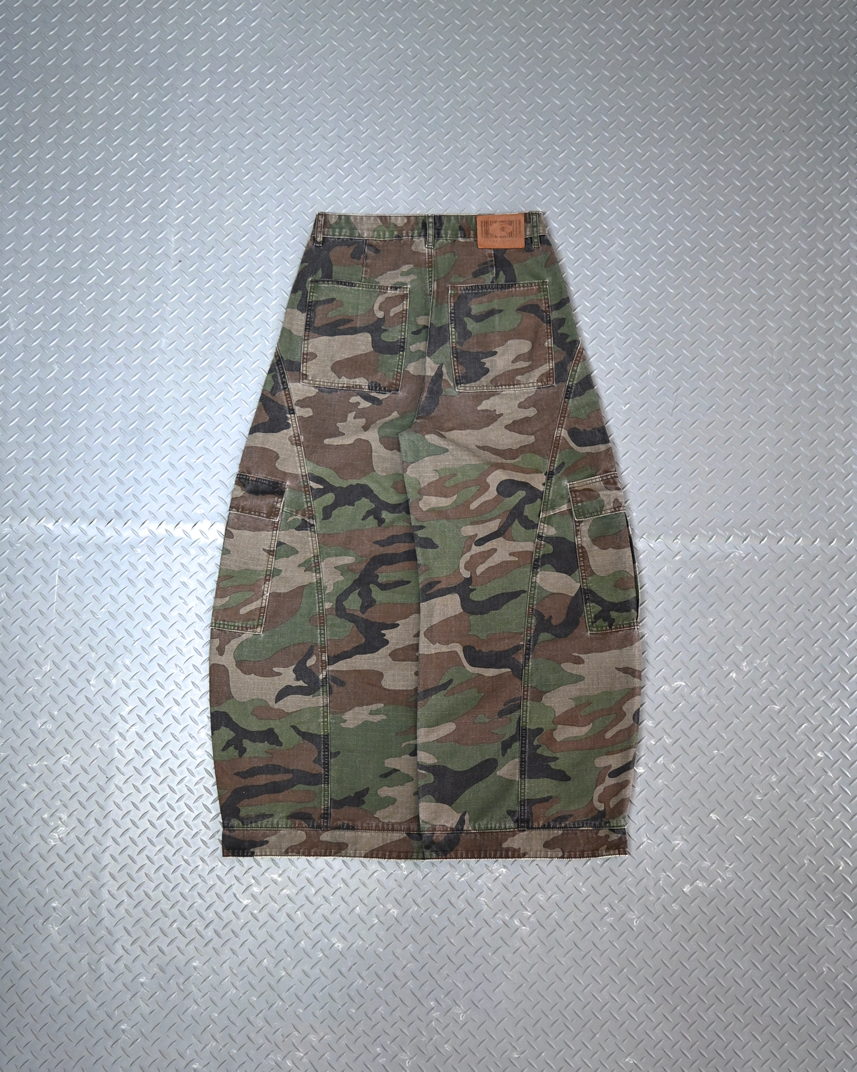 地底人 ウォッシュドバルーンカモフラージュチノ 10日以内お届け】ウォッシュドバルーンカモフラージュチノ L2096