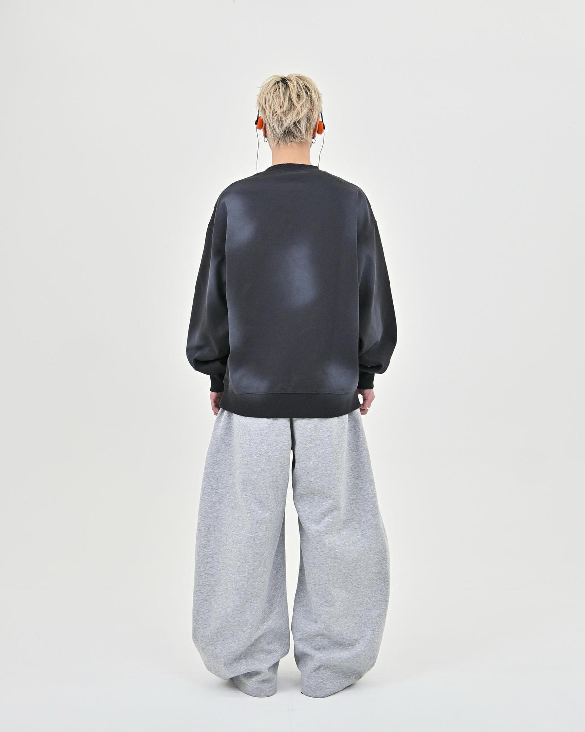 【◢ ◤ 専用】　gadid anoniem　グレースウェット セール】 【SHIPS any別注】THE KNiTS: ロゴ スウェット 25SS