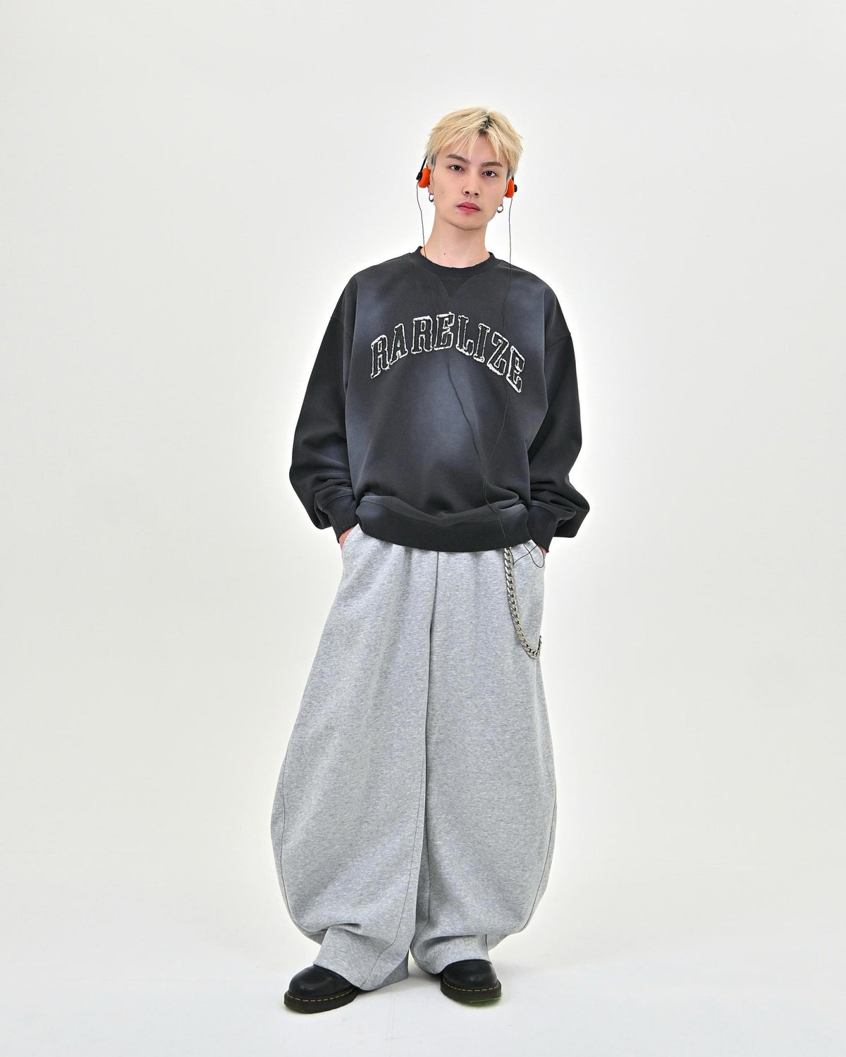 新品”　グッチ　Gucci　スウェット 747809 XJFL8 4120 新品” グッチ Gucci スウェット 747809 XJFL8 4120 - メルカリ