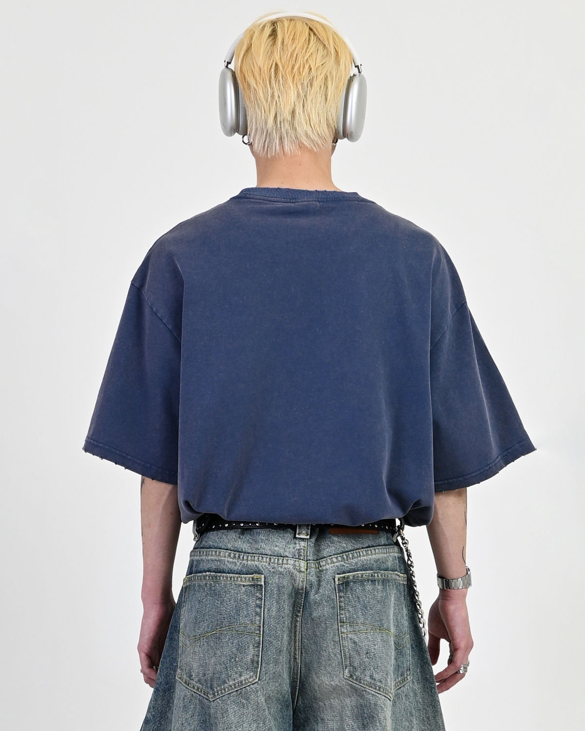 10日以内お届け】エンブロイダリーTシャツ L2119