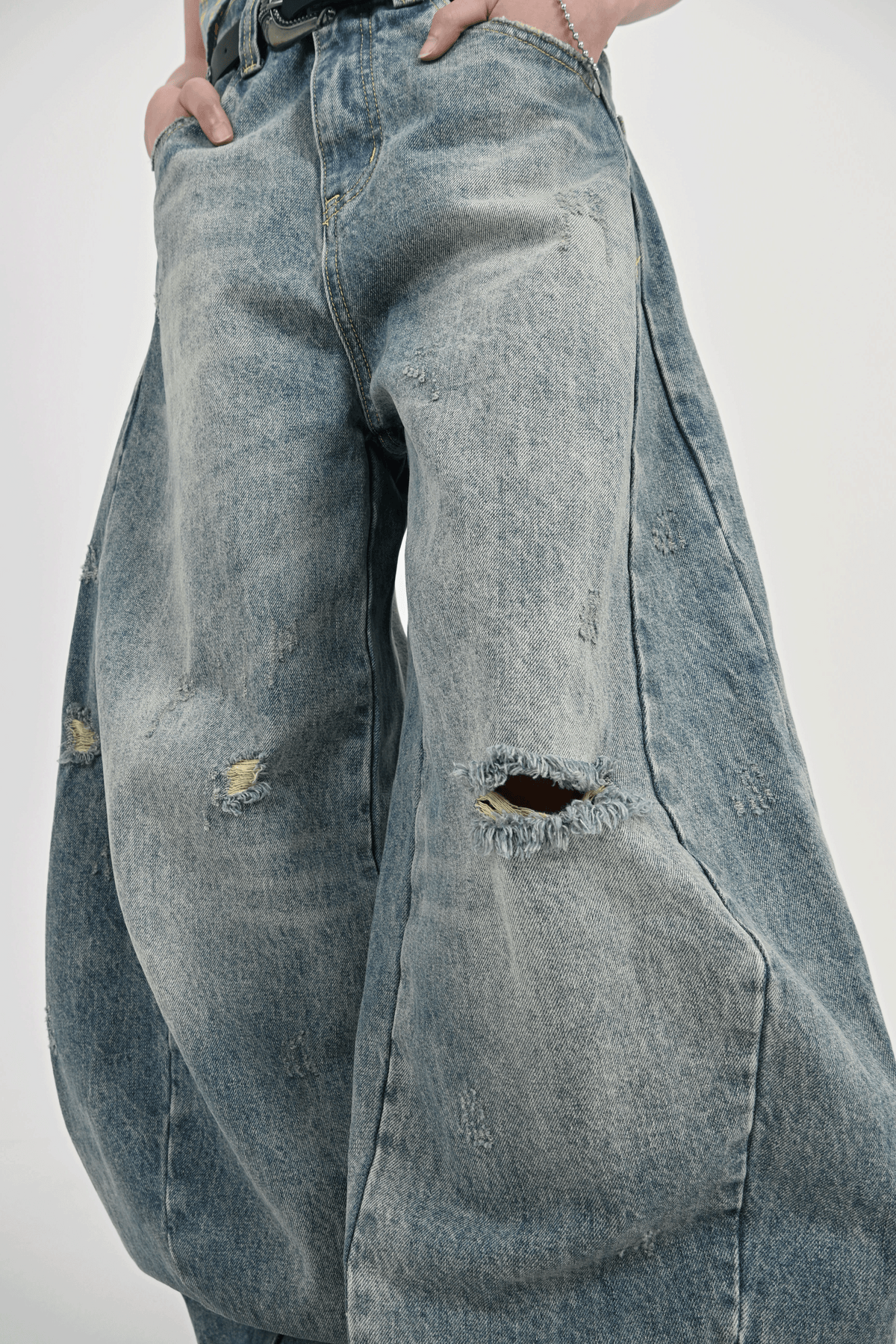 地底人ONLINE | カジュアルダメージバルーンデニム L2079 男性